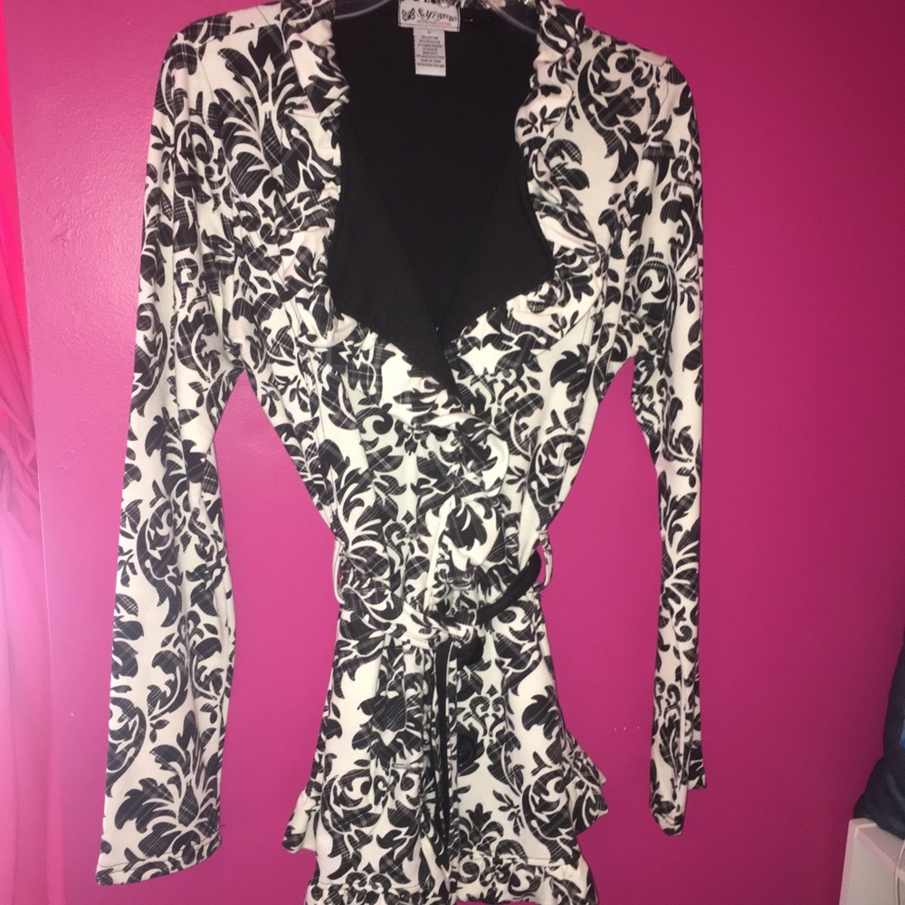 Size large pea coat
